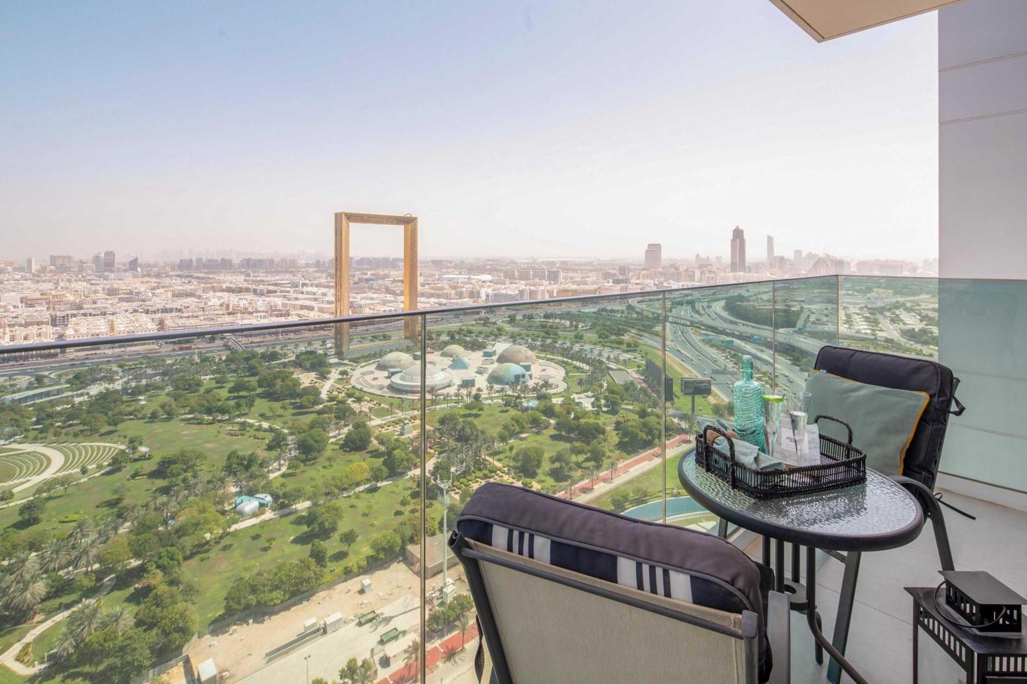 Frank Porter - 1 Residences 1