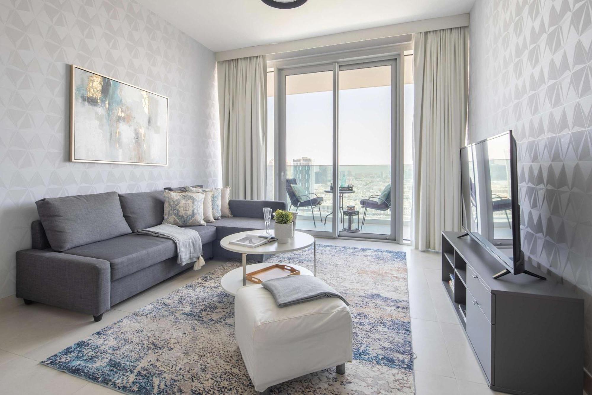 Frank Porter - 1 Residences 1 Dubai